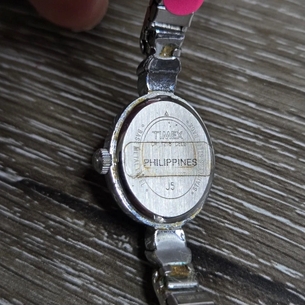 Timex Womens Vintage Silver Tone Oval‎ Face Expansion Band Watch J5 Quartz Parts